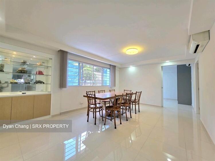 Blk 666 Yishun Avenue 4 (Yishun), HDB Executive #573163451